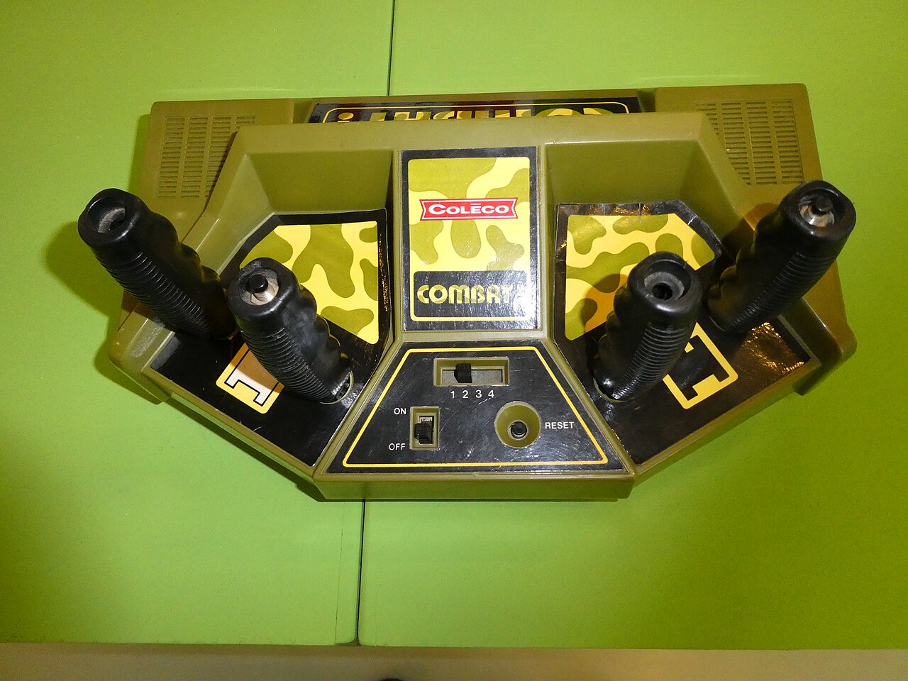COMBAT!