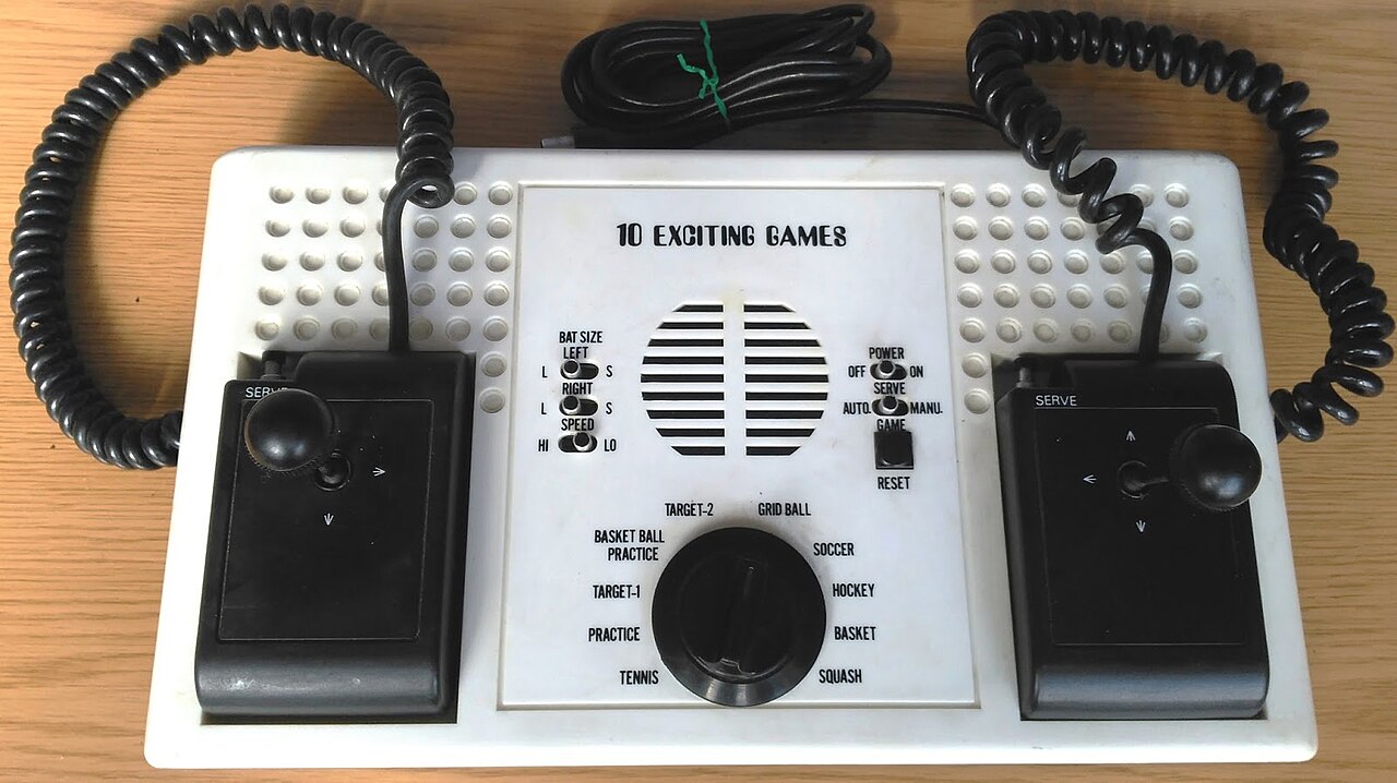 REGINA 10 EXCITING GAMES (T-110 C)