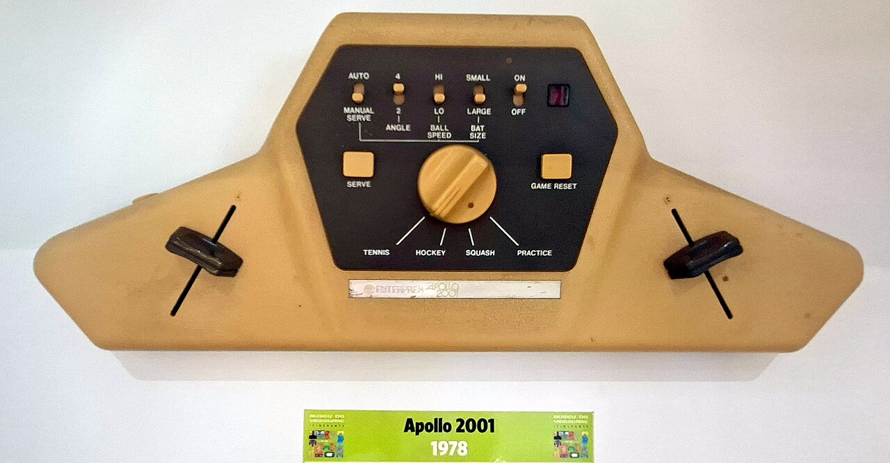 APOLLO 2001 COLOR HOME VIDEO GAME