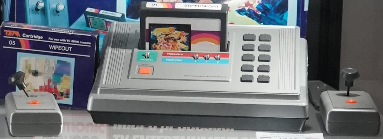 TC 4000 PROGRAMMABLE VIDEO COMPUTER SYSTEM